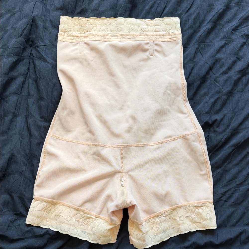 Women's Lace Trim Shapewear in Cream